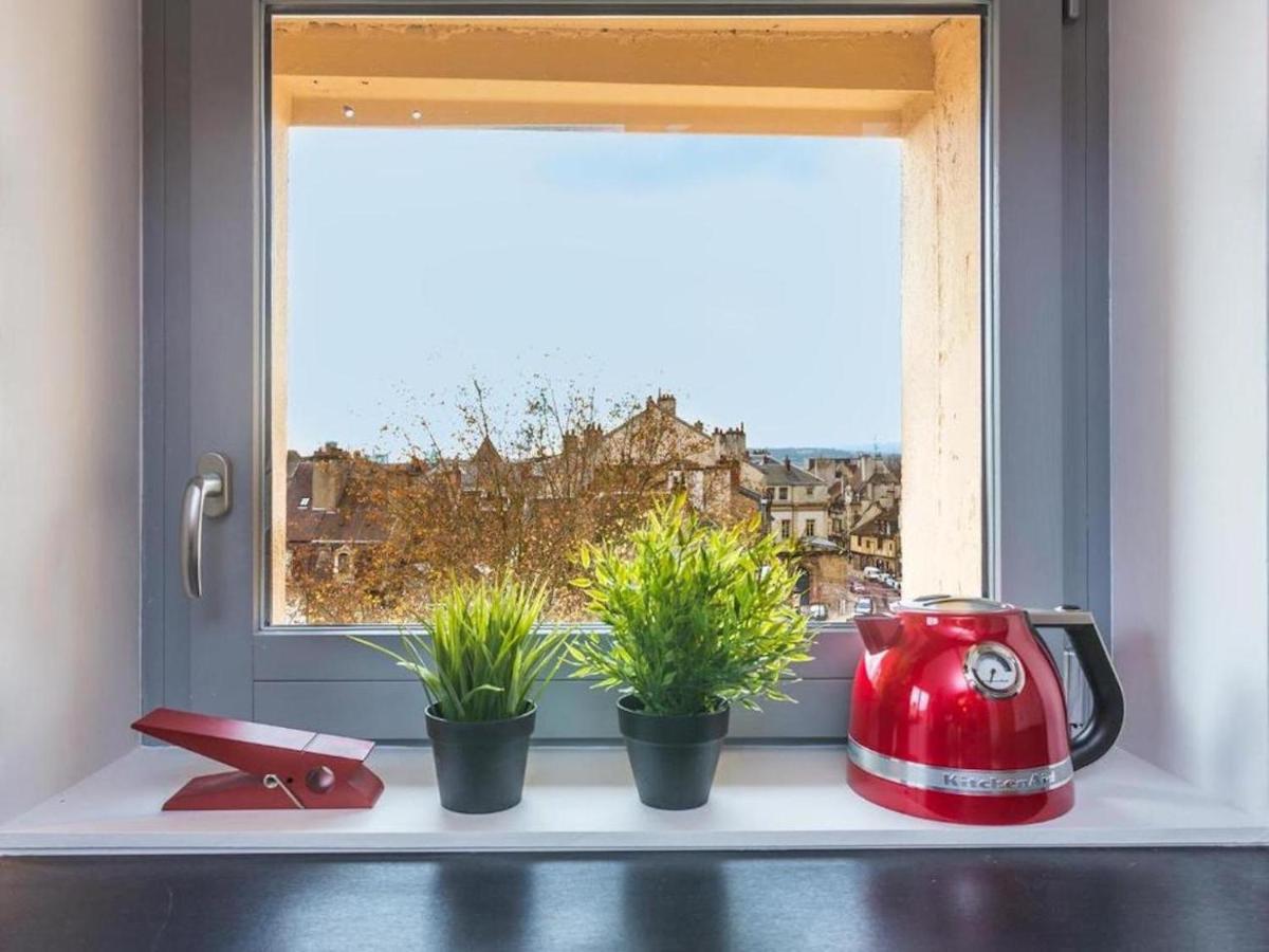 La Belle Adresse Apartment *